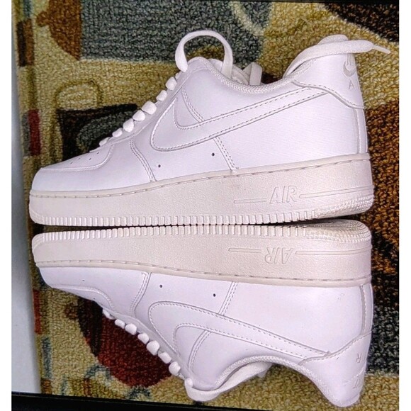 Size 10 - Nike Air Force 1 Low '07 White - Picture 3 of 6